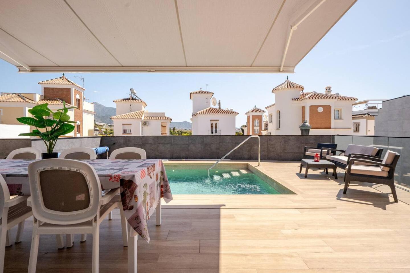 Antonia Mar - Private & Heated Pool - Punta Lara Villa